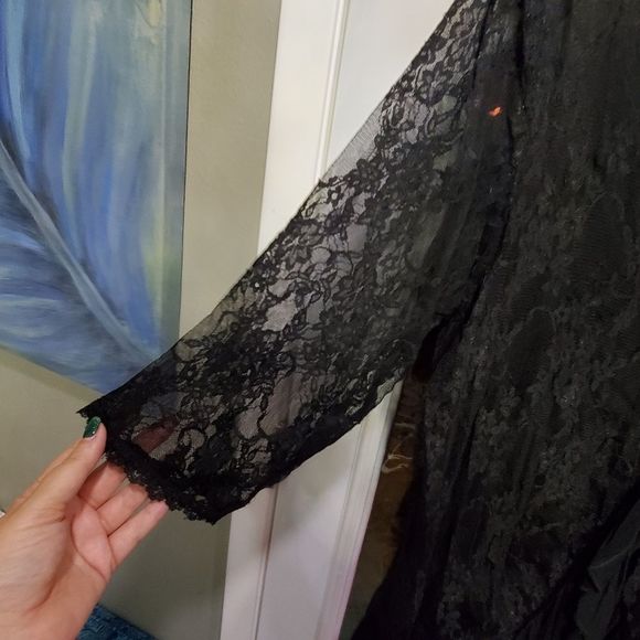 DressBarn Black crocheted lace ruffle kimono jacket plus Size 2X Coverup - Picture 4 of 9